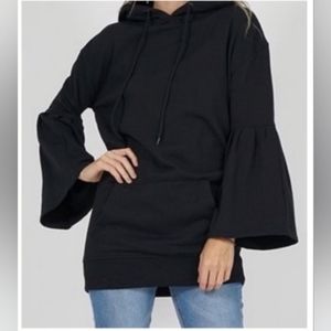 🌺6-Zenana Outfitters Black Flare Sleeve Fleece Hoodie🌺